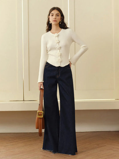 Women’s Long Sleeve Blouse with Round Neck and Textured Buttons