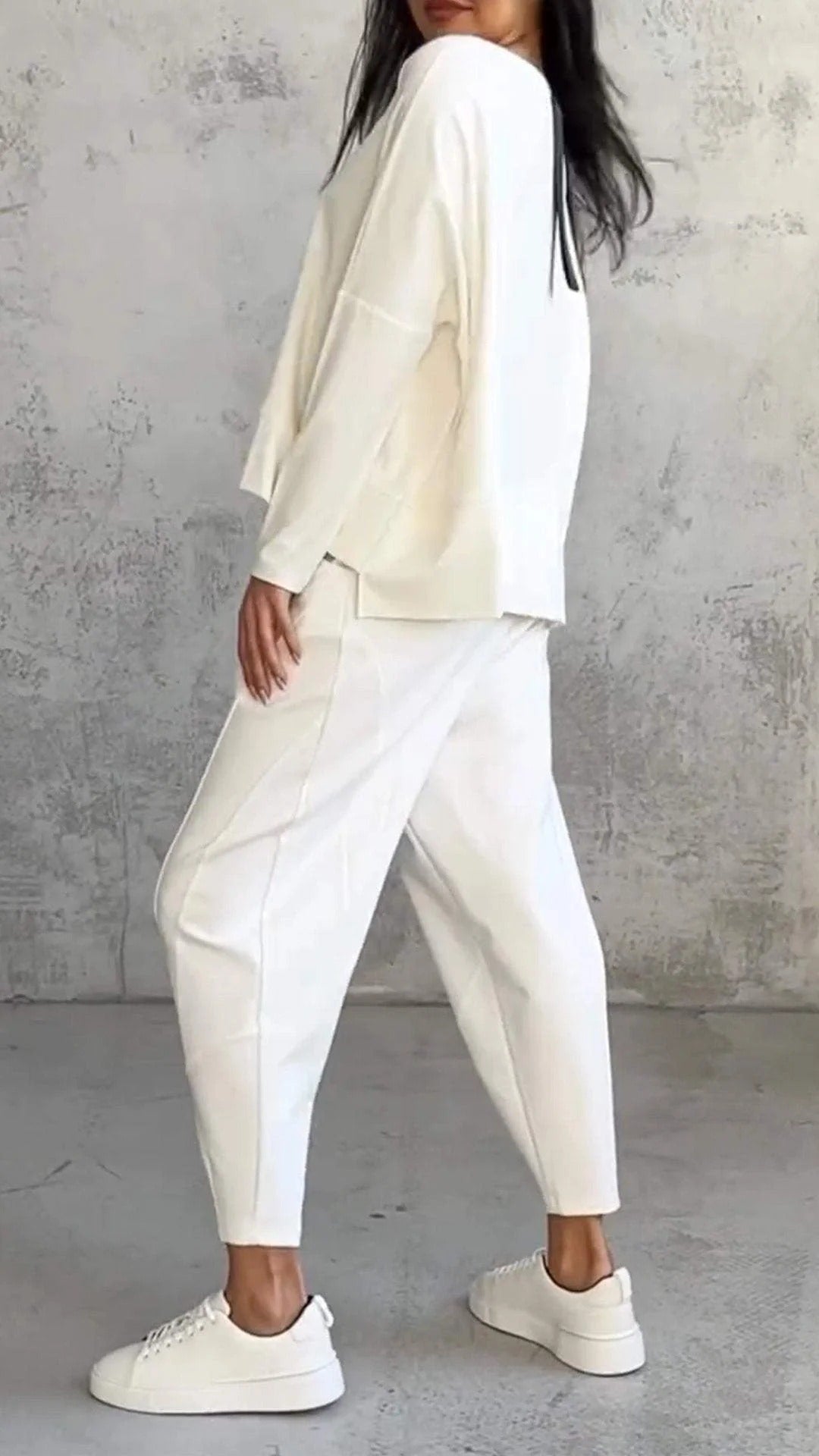Women's Long Sleeve Top with Round Neck and Tapered Pants Set