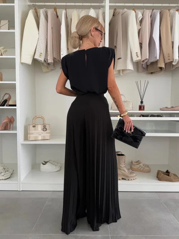 Women’s Round Neck Jumpsuit with Sleeveless Cut and Pleated Wide Leg Pants