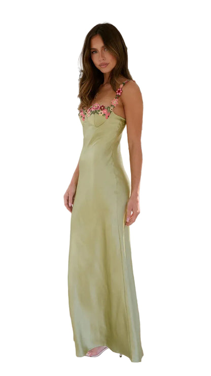 Women’s Fitted Maxi Dress with Floral Embroidery and Sleeveless Design