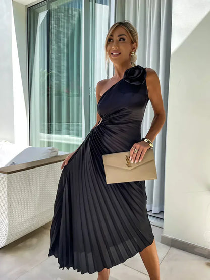 Women’s Maxi Dress with One-Shoulder Strap and Pleated Silhouette