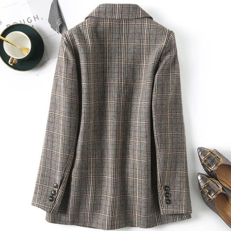 Women’s Plaid Blazer with Notched Lapel and Button Closure