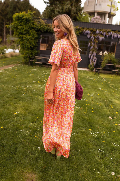 Women’s Short Sleeve Maxi Dress with V-Neck and Floral Design