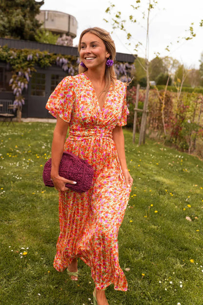 Women’s Short Sleeve Maxi Dress with V-Neck and Floral Design