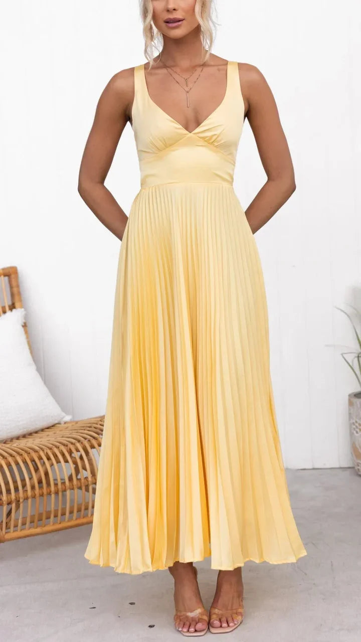 Women’s Sleeveless Pleated Dress with V-Neckline and Midi Length