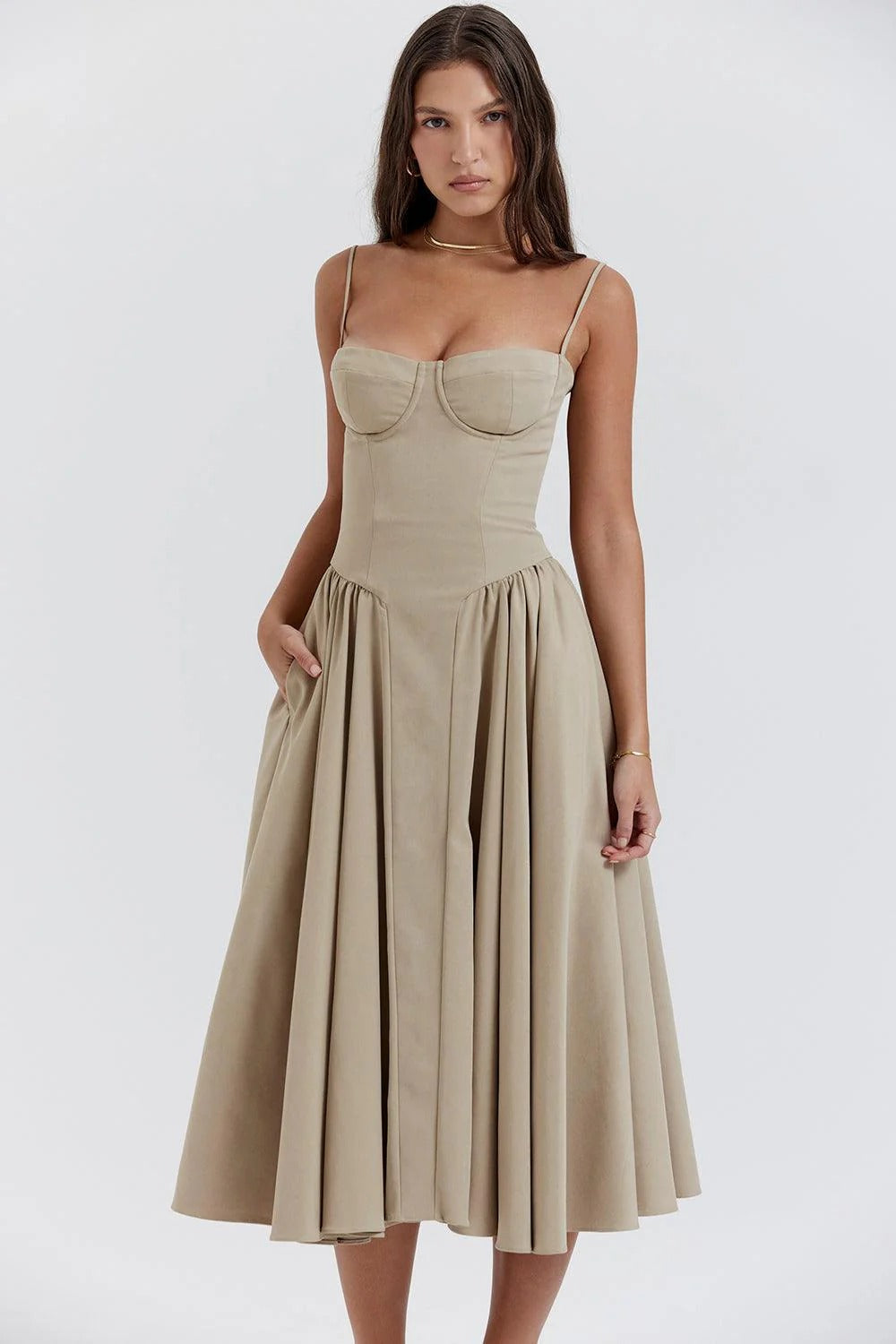 Women’s Spaghetti Strap Midi Dress with Sweetheart Neckline and Pleated Skirt